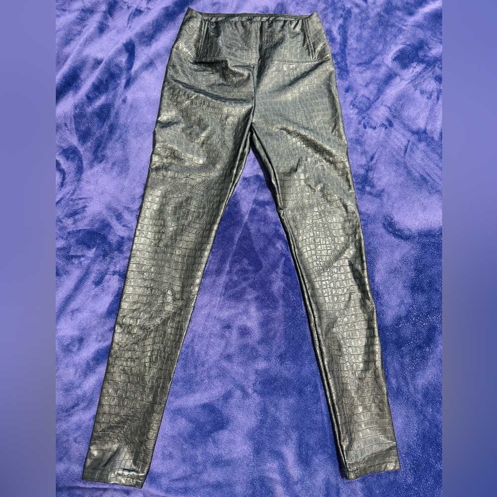 7 For All Mankind FAUX LEATHER SKINNY JEANS; Ankle length and stretchy fabric